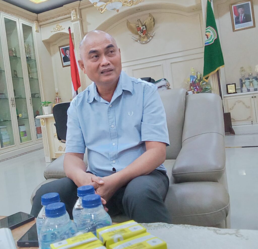 Keterbatasan anggaran membuat Pemda Aru menunda pelantikan P3K paruh waktu karena pembayaran gaji menjadi beban berat bagi daerah.