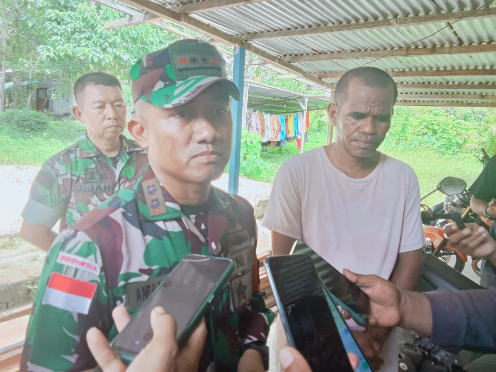 Memastikan Program TMMD Capai Target, Dansatgas 1503/Tual Tinjau Langsung Lokasi Sasaran