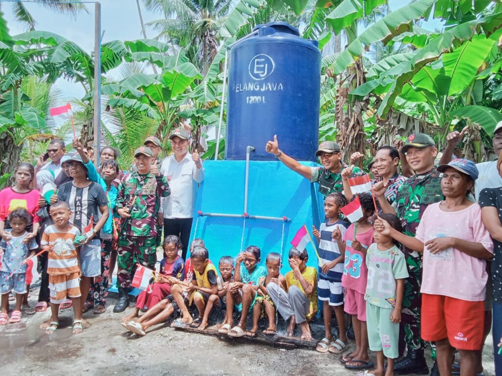 Pangdam XV/Pattimura menyampaikan pesan bahwa TNI adalah pengayom masyarakat dengan hati tulus bak Putri Salju.