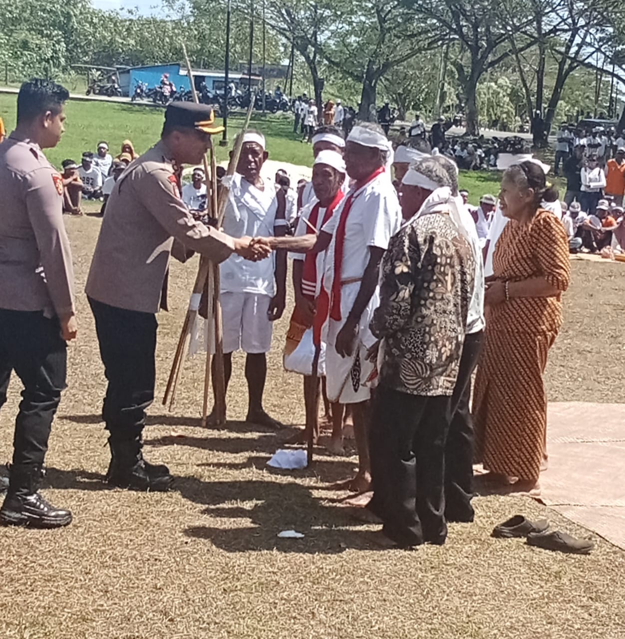Kembali ke Jati Diri “Sita Ekatu, Sitakaka Walike” Desa Kalar-Kalar dan desa Salarem Resmi Mengakhiri Konflik dan Menyepakati Perdamaian