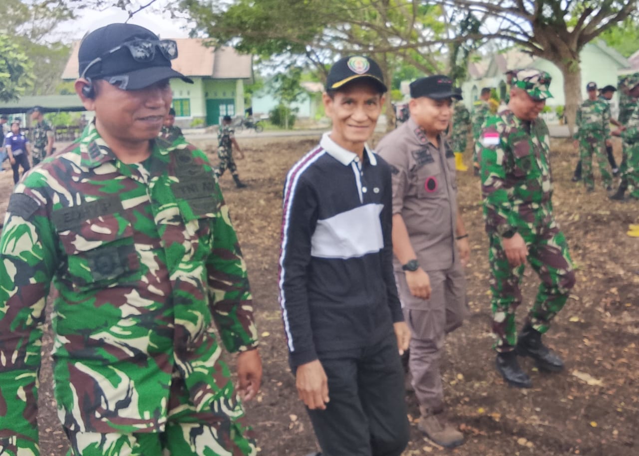 Dukung Ketahanan Pangan Pemkab Aru dan Yonif TP 912 Gelar Penanaman 1 Juta Pohon Sukun Secara Serentak